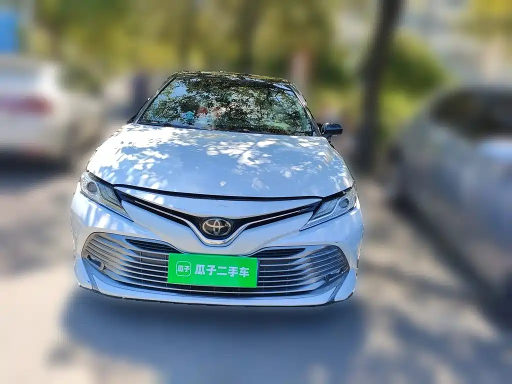 Toyota Camry — миниатюра 2