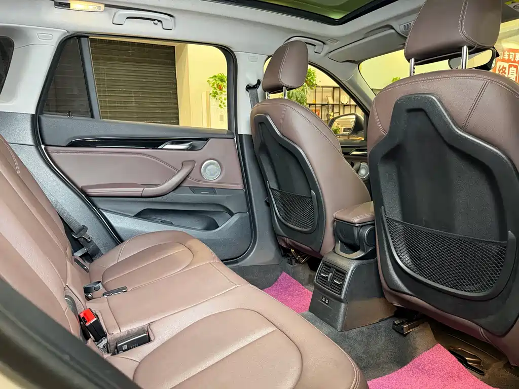 BMW X1 — миниатюра 15