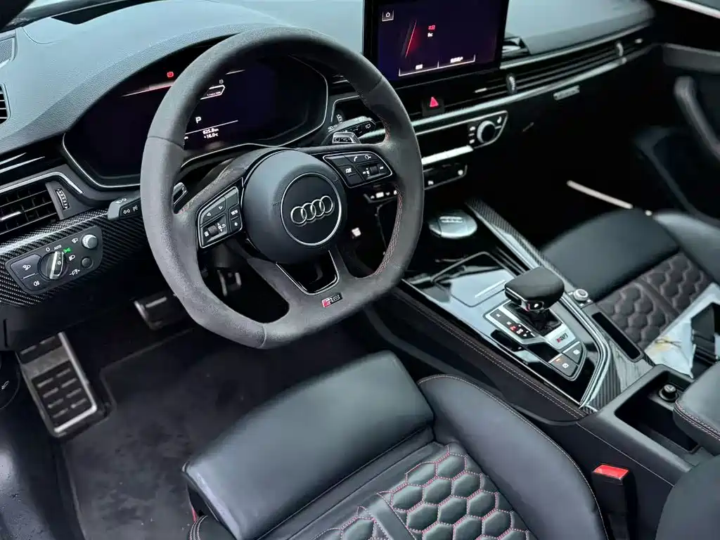 Audi RS 4 — миниатюра 4