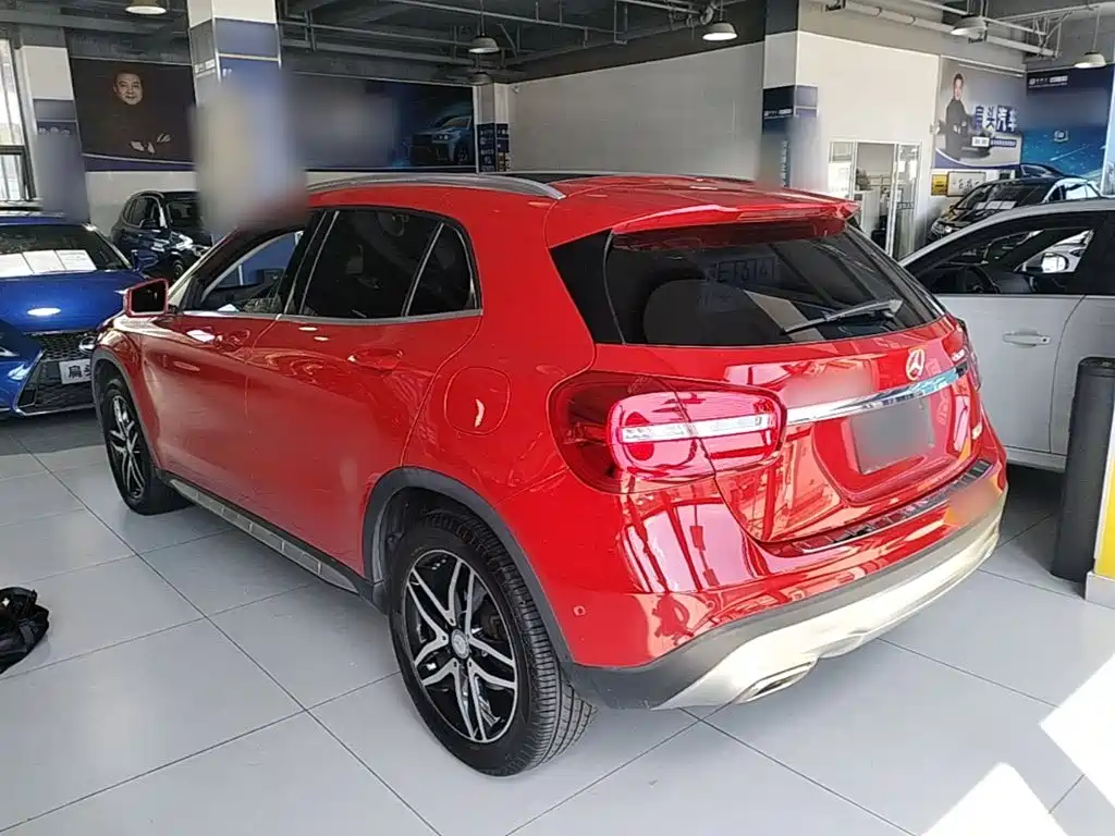 Mercedes-Benz GLA — миниатюра 5