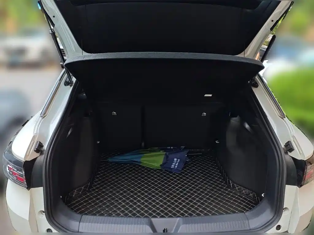 Volkswagen ID.4 Crozz — миниатюра 15