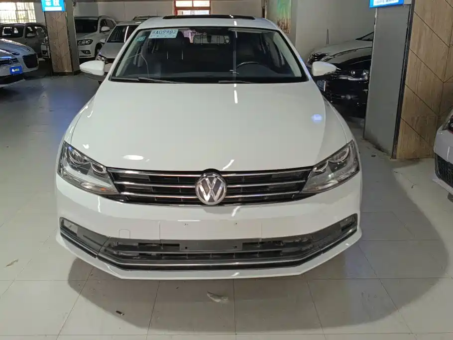 Volkswagen Sagitar — миниатюра 2