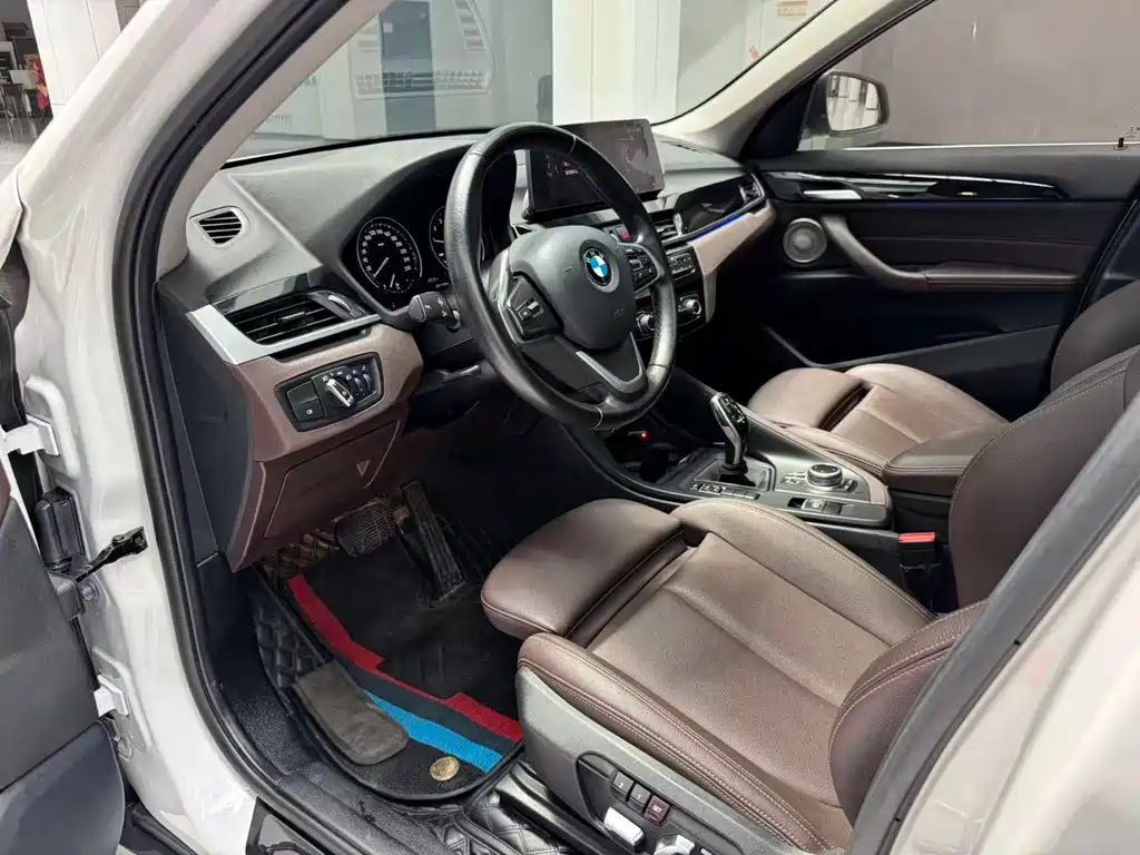 BMW X1 — миниатюра 11
