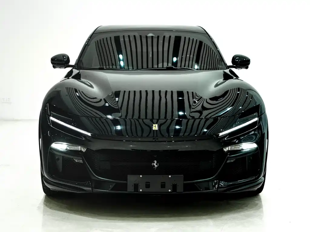 Ferrari Purosangue 6.5L V12, фото 5