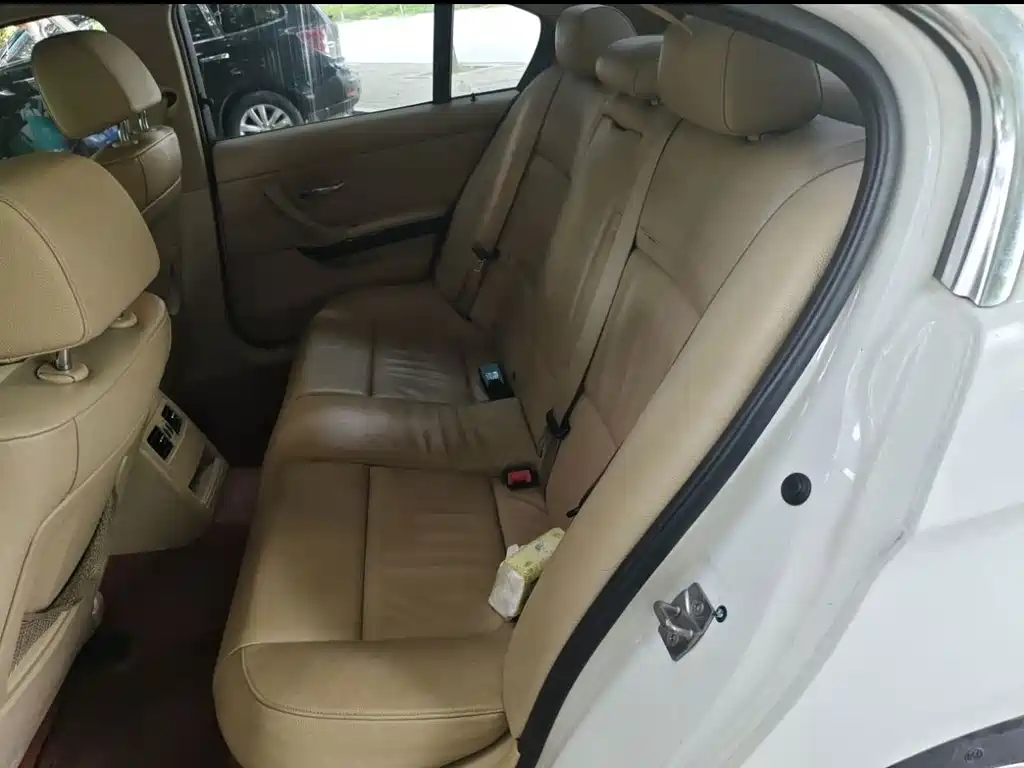 BMW 3 Series — миниатюра 7