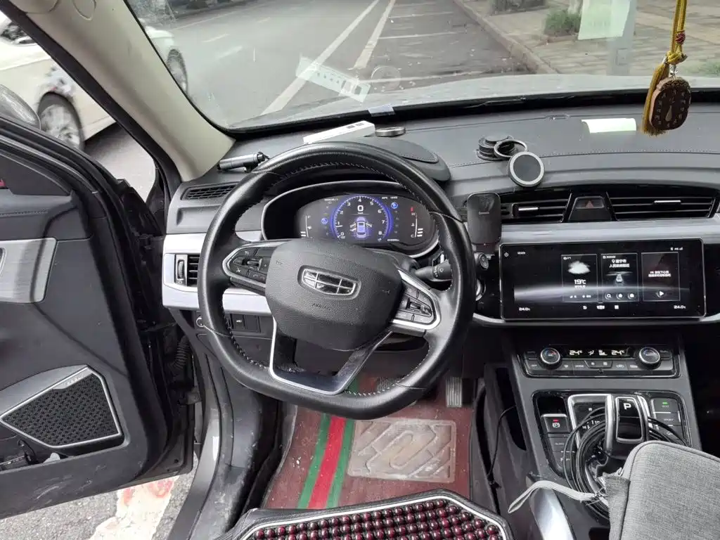 Geely Boyue — миниатюра 6