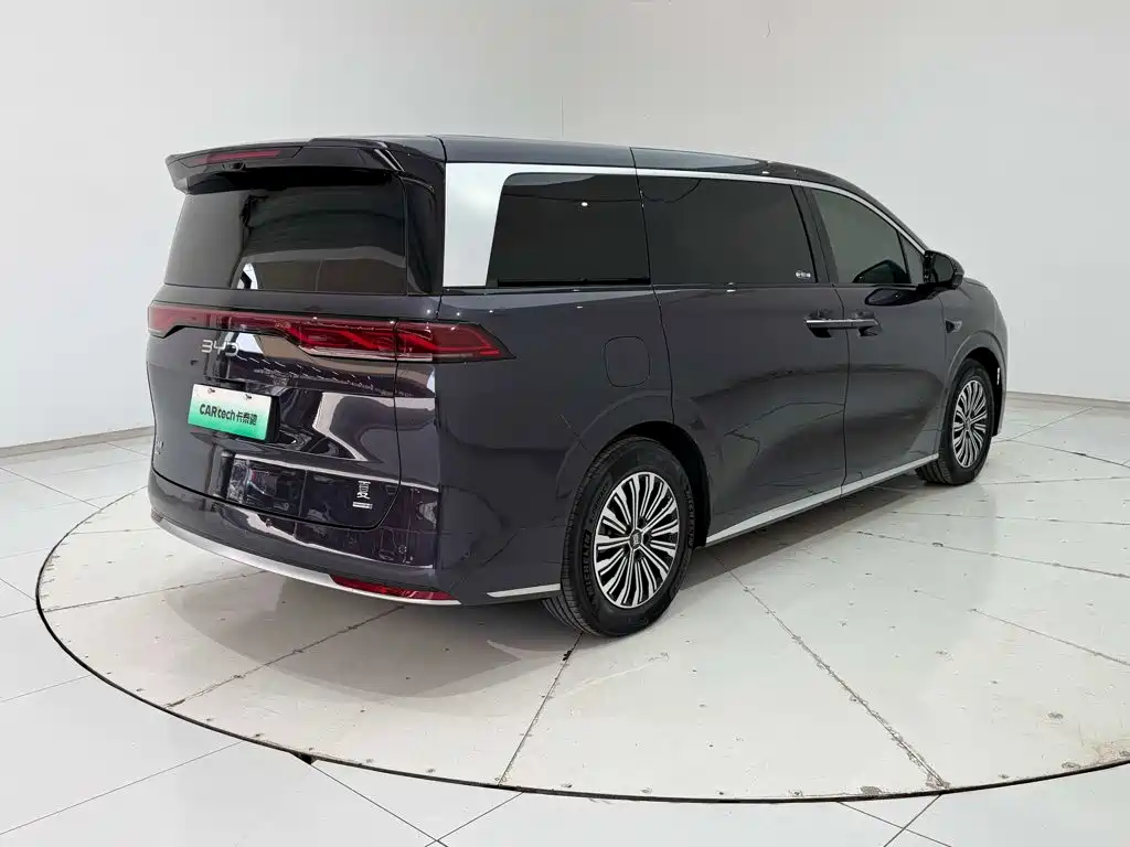 BYD Xia — миниатюра 2