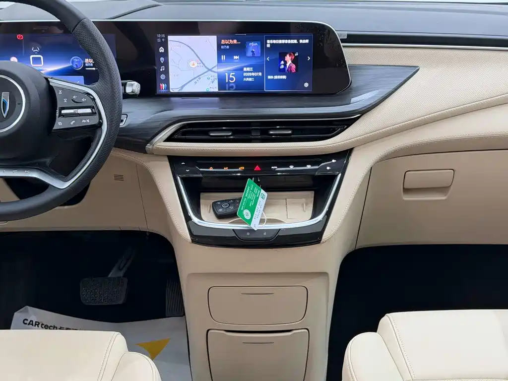 Buick GL8 Hybrid — миниатюра 23
