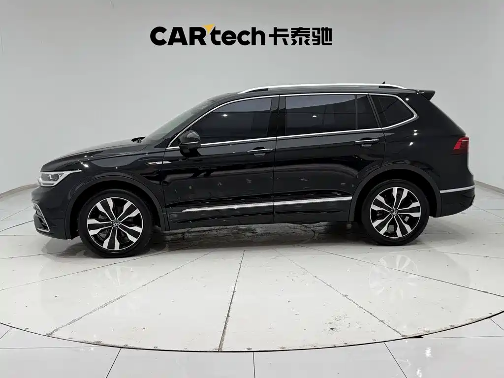 Volkswagen Tiguan L — миниатюра 8