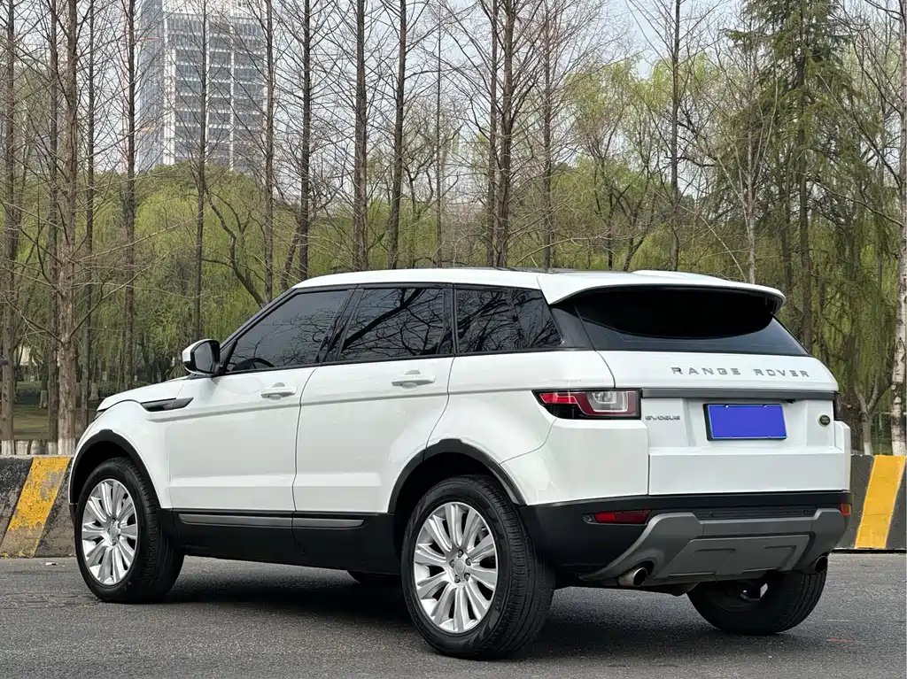 Land Rover Range Rover Evoque 2016 2.0T SE