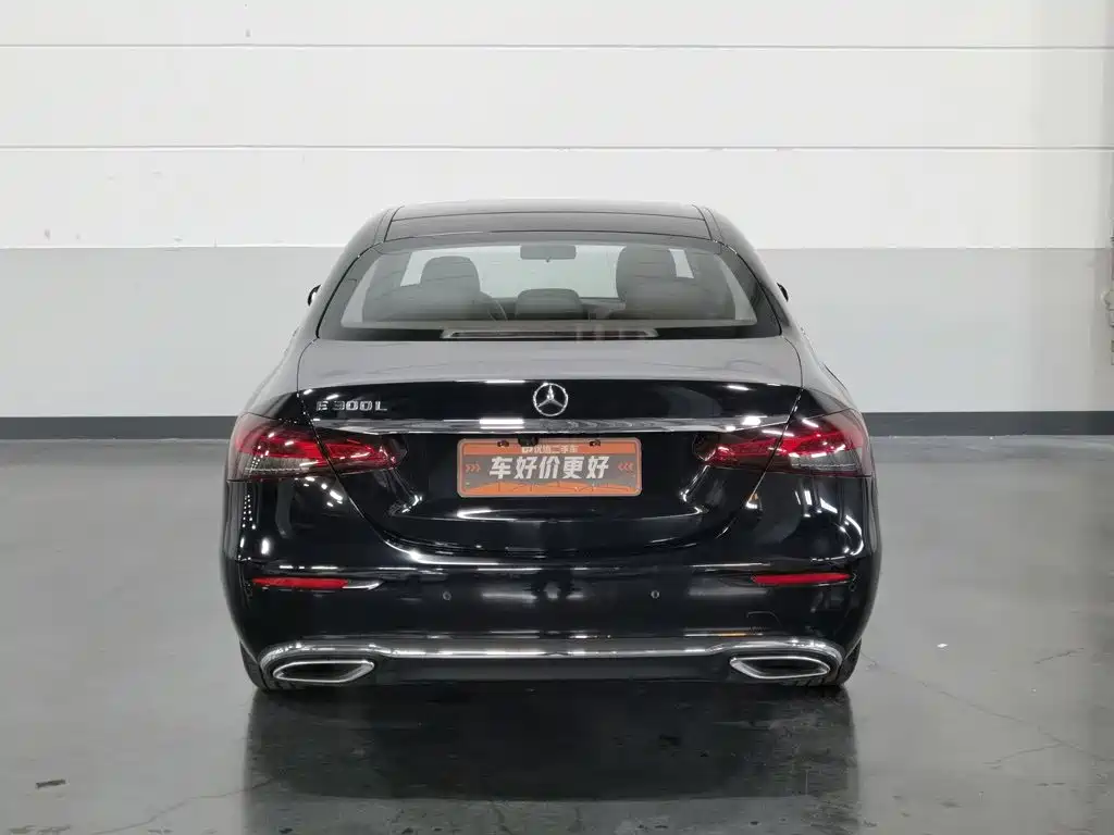 Mercedes-Benz E-Class — миниатюра 4