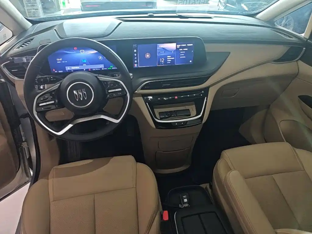 Buick GL8 Hybrid — миниатюра 10