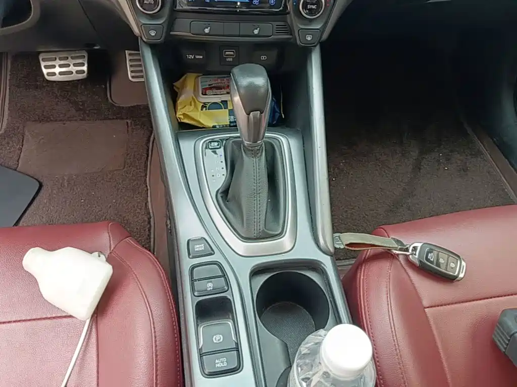 Hyundai Fista — миниатюра 14