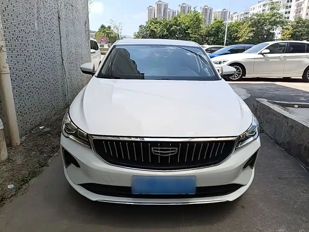 Geely Emgrand — миниатюра 3