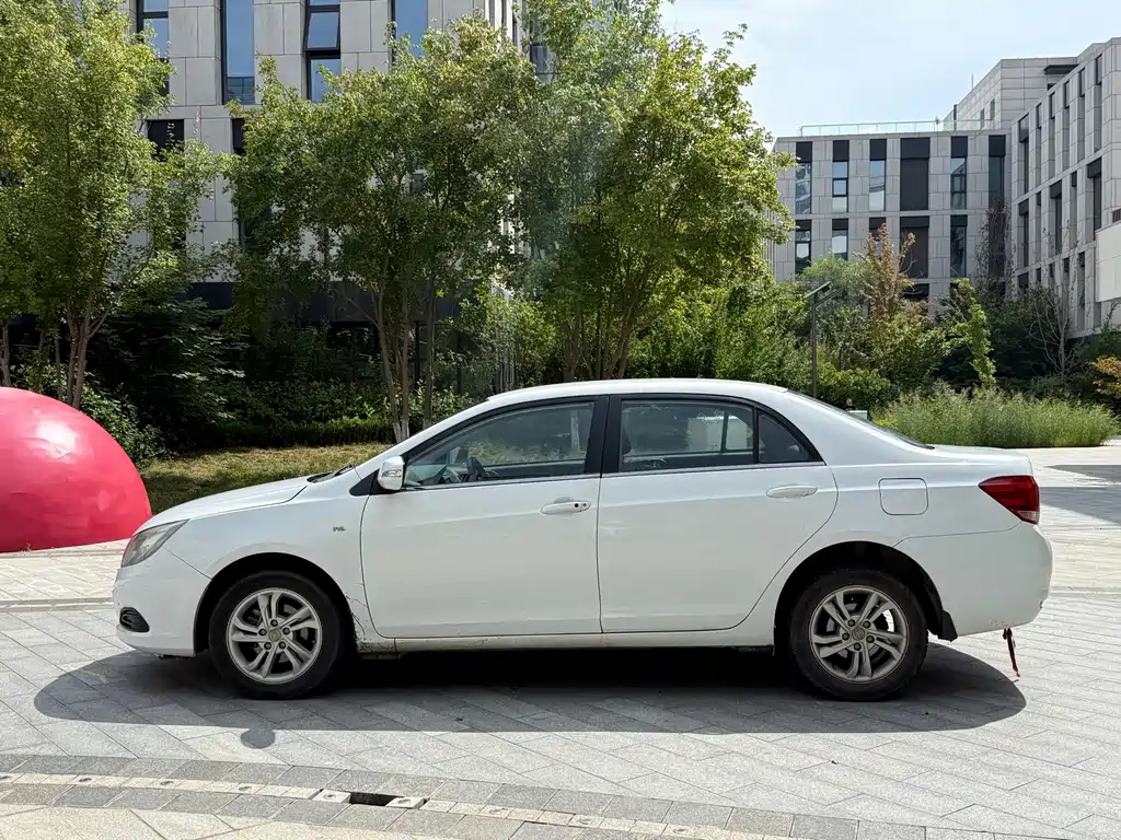 BYD Surui — миниатюра 3