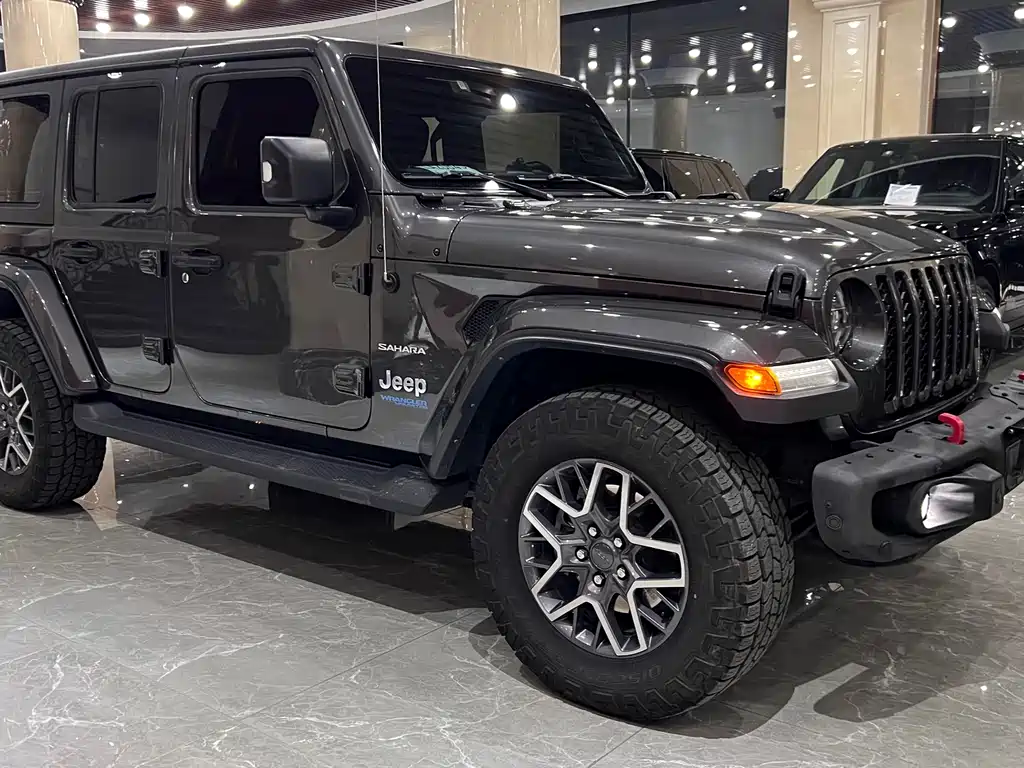 Jeep Wrangler PHEV — миниатюра 3