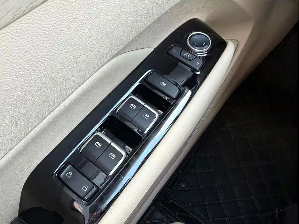 Wuling Xingguang — миниатюра 25