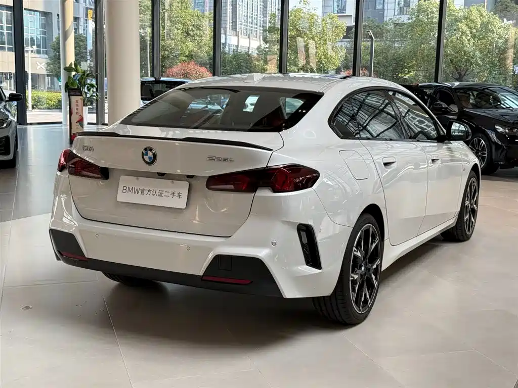 BMW 2 Series — миниатюра 8
