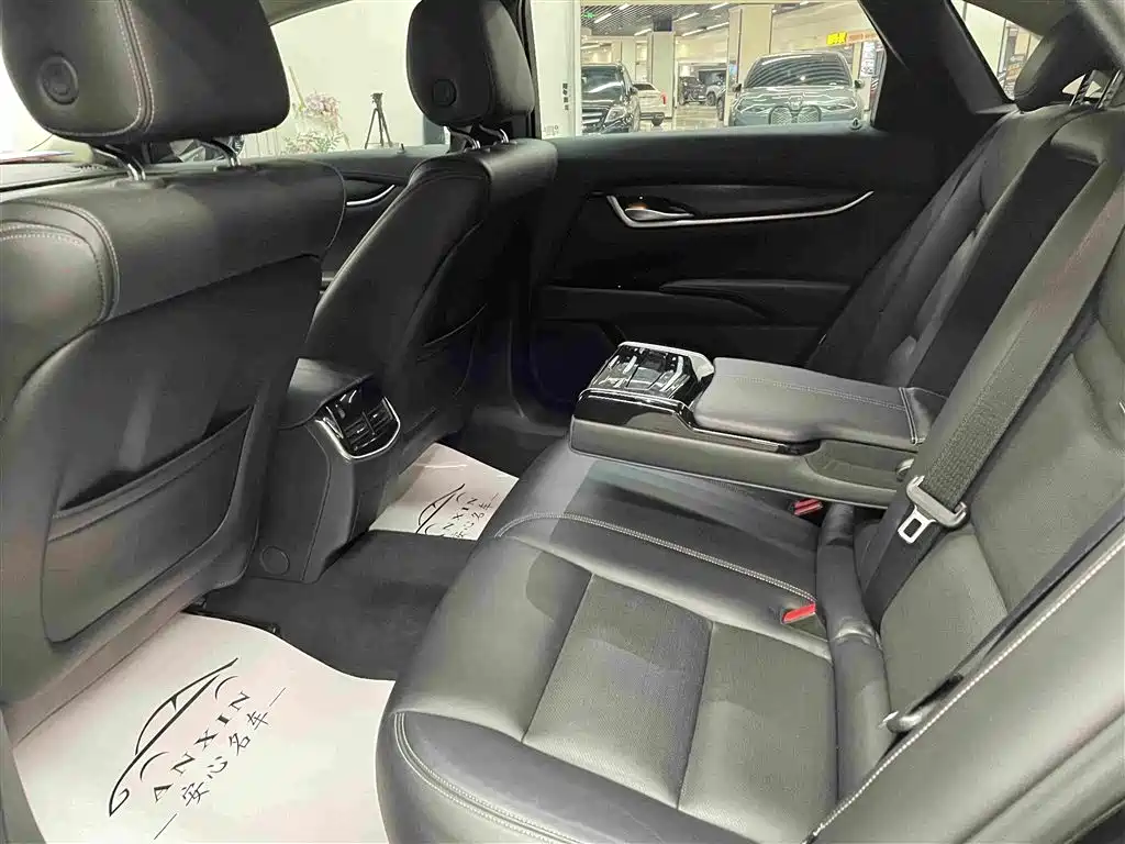 Cadillac XTS — миниатюра 15