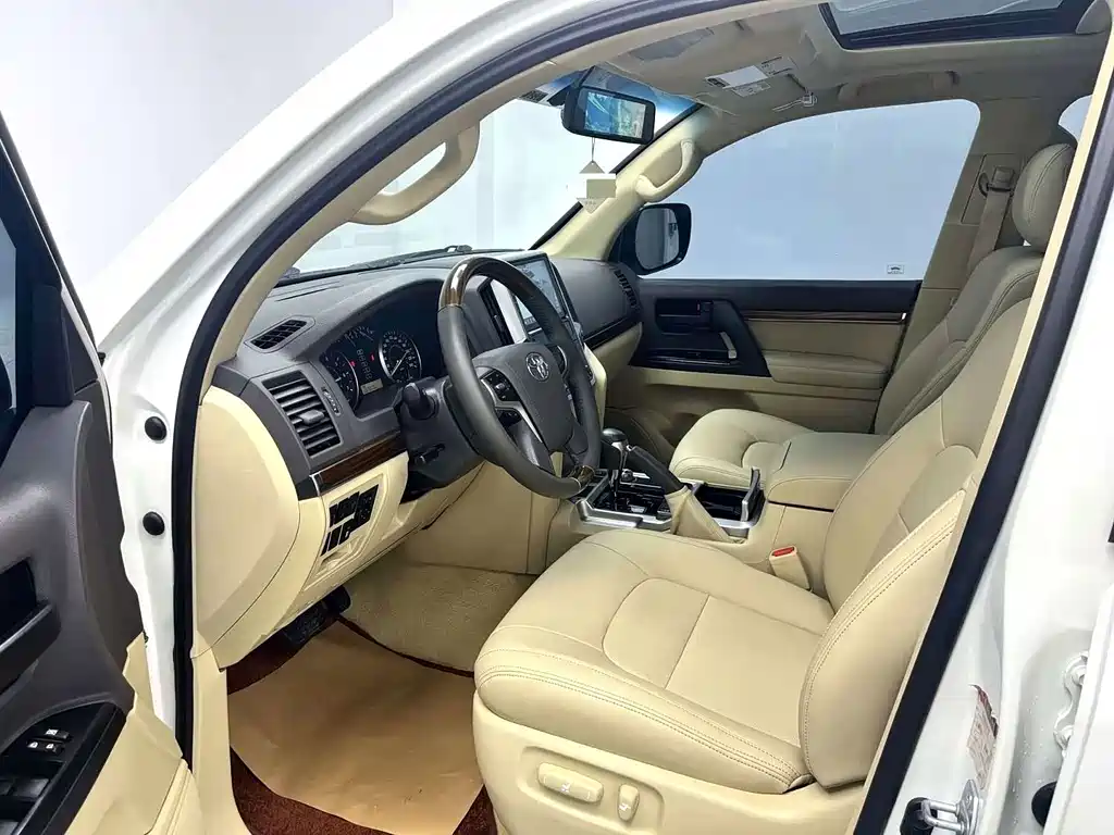 Toyota Land Cruiser — миниатюра 5