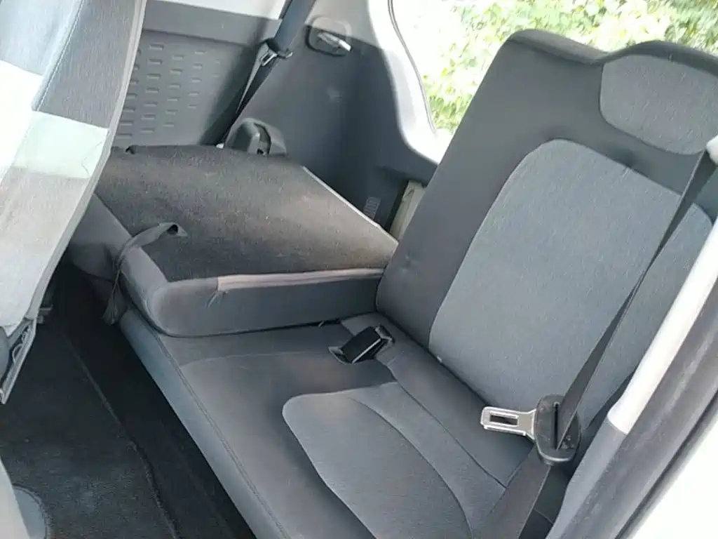Wuling MINIEV — миниатюра 17