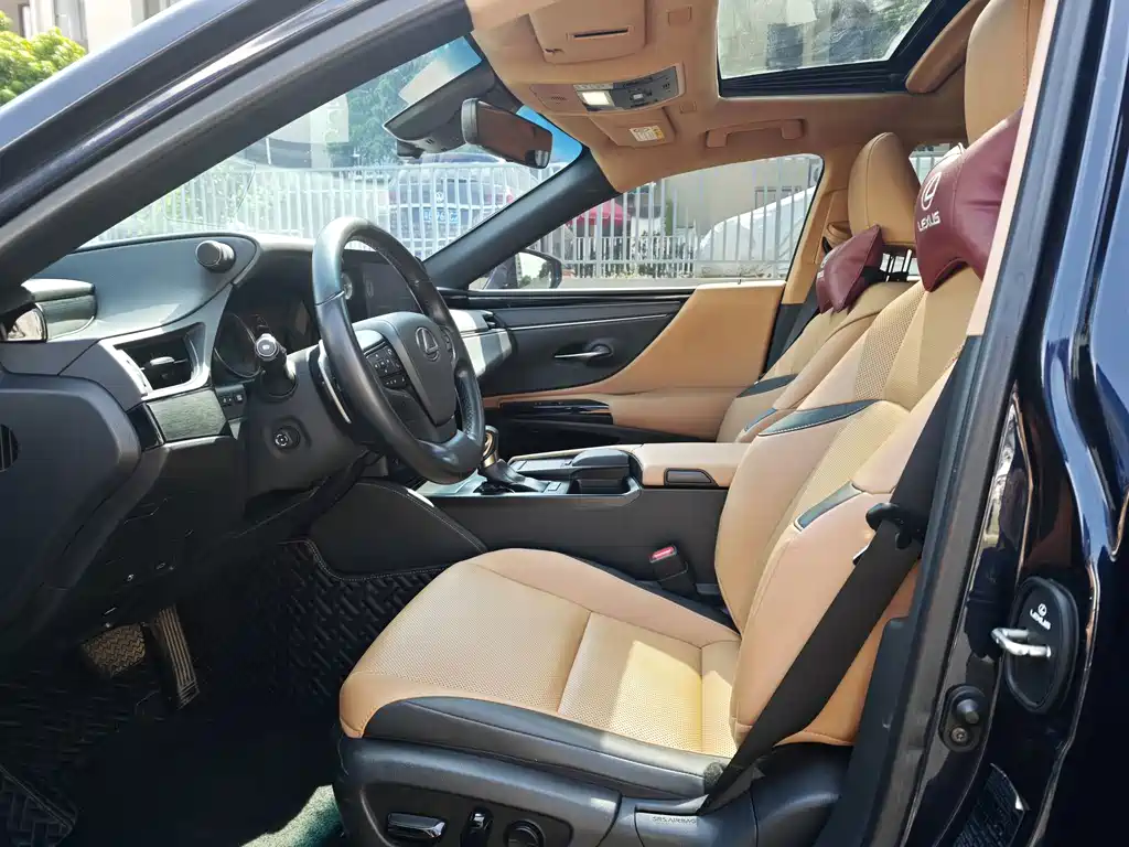 Lexus ES — миниатюра 7