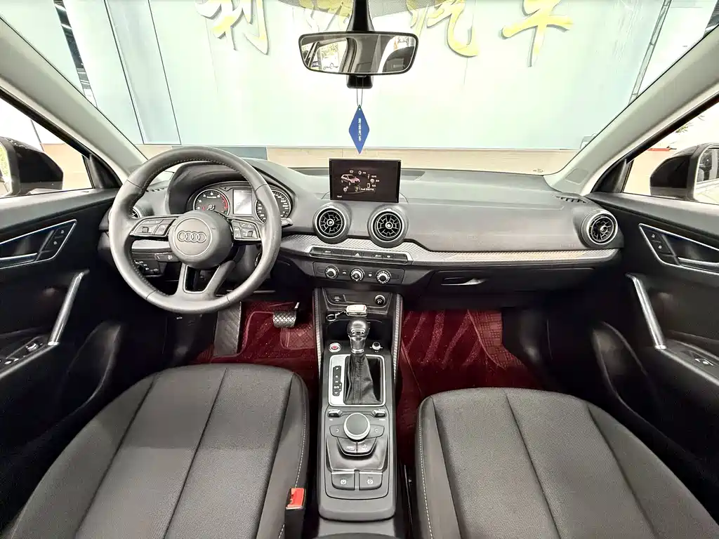 Audi Q2L — миниатюра 12