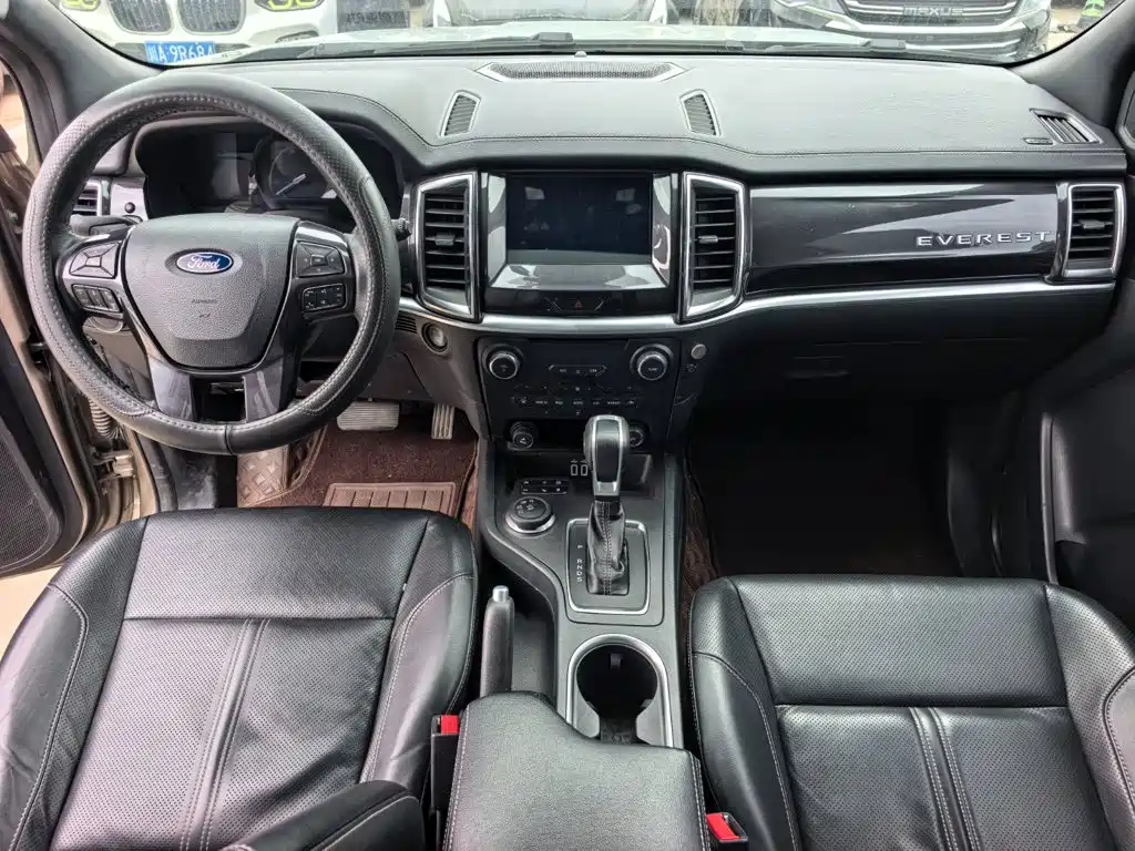 Ford Everest — миниатюра 12