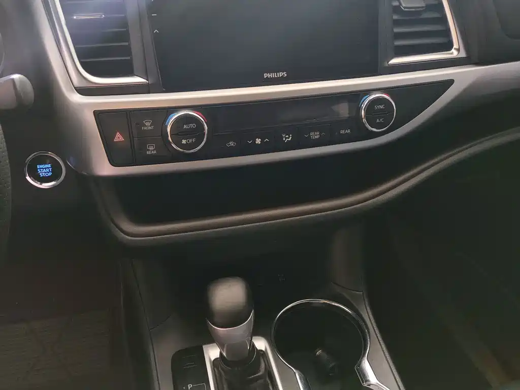 Toyota Highlander — миниатюра 11