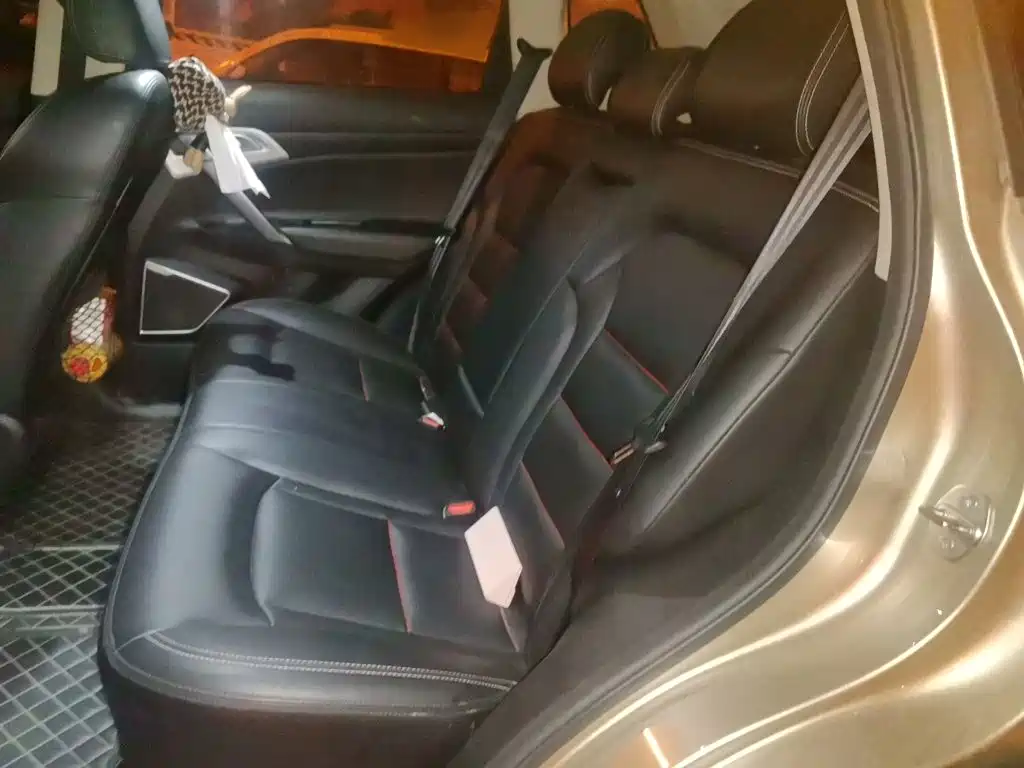 Geely Boyue — миниатюра 15