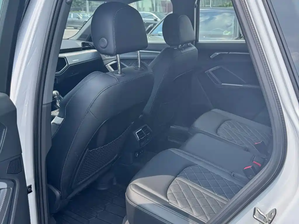 Audi Q3 — миниатюра 6