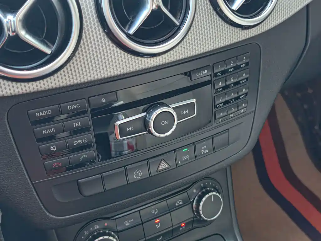 Mercedes-Benz B-Class — миниатюра 18