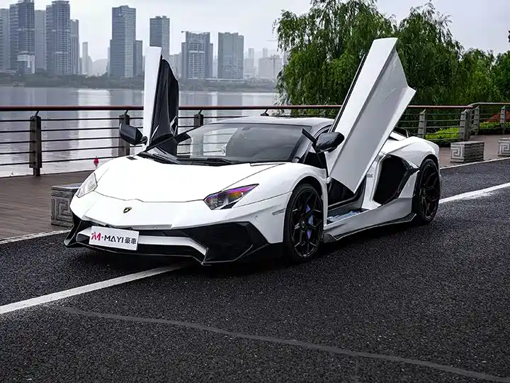 Lamborghini Aventador 2011 LP 700-4