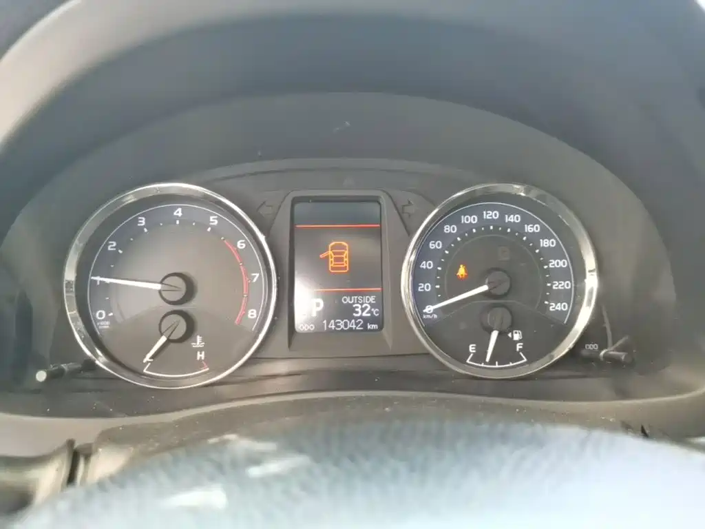 Toyota Corolla — миниатюра 12