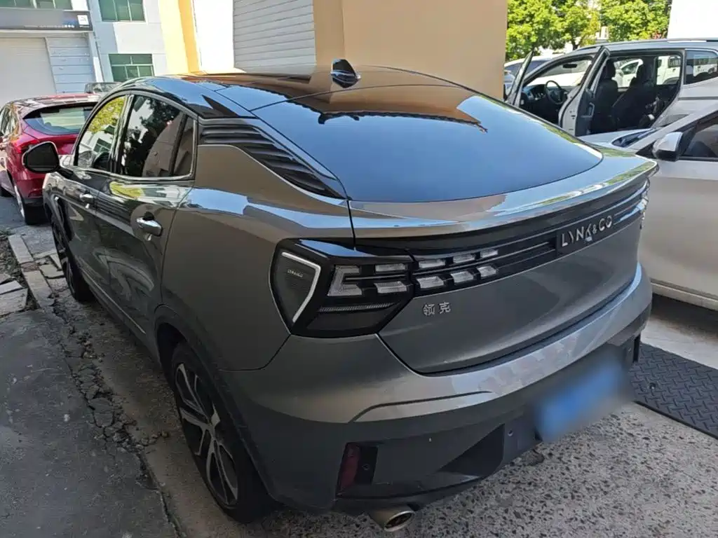 Lynk & Co 05 — миниатюра 5