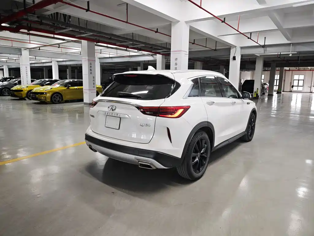 Infiniti QX50 2.0T 2WD Fashion Edition, фото 17