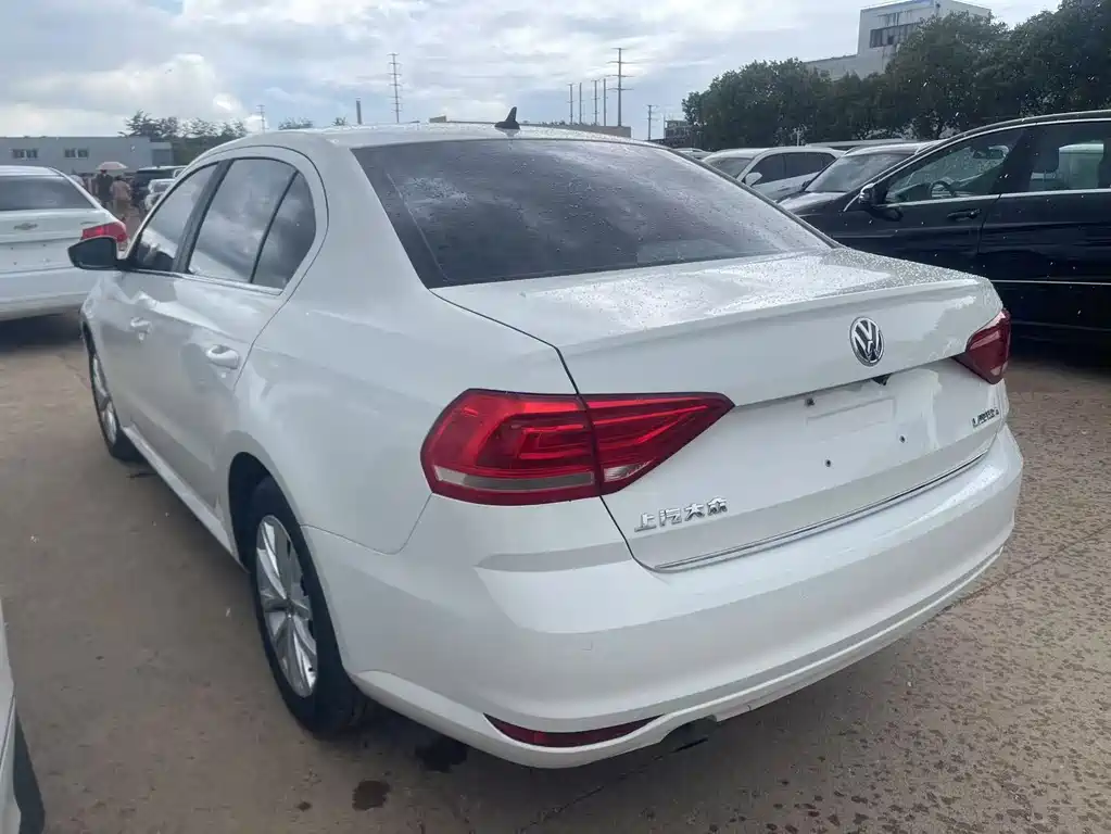 Volkswagen Lavida — миниатюра 8