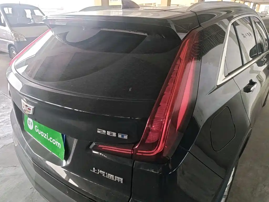 Cadillac XT4 — миниатюра 8