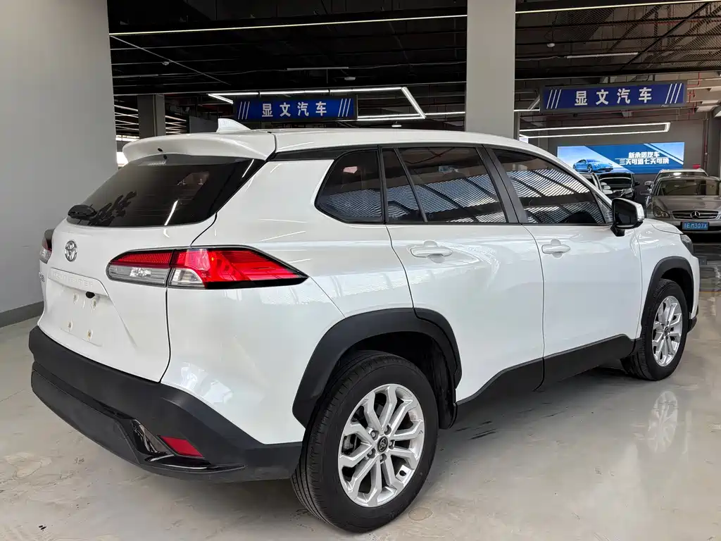 Toyota Frontlander — миниатюра 16