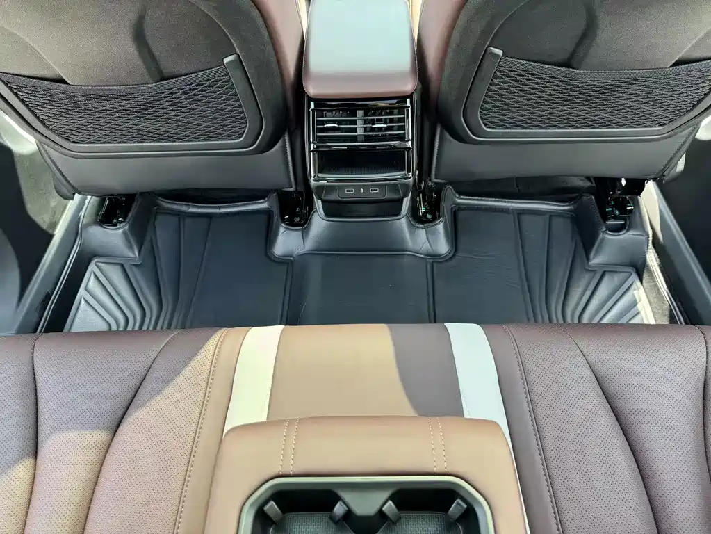 Geely Xingyue L — миниатюра 24