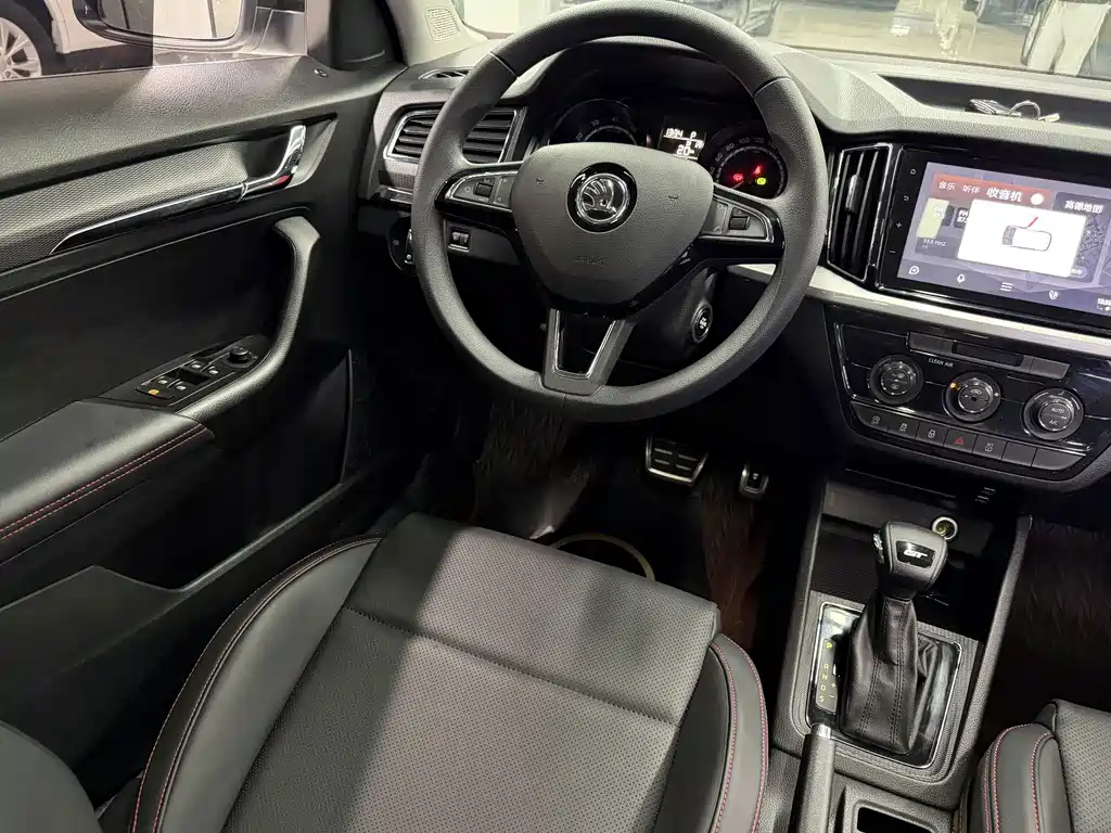 Skoda Kamiq — миниатюра 10