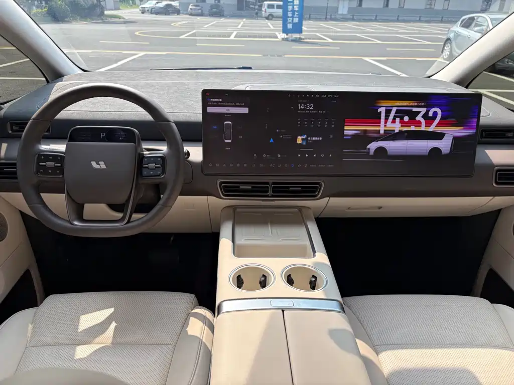 Li Auto Li MEGA — миниатюра 14