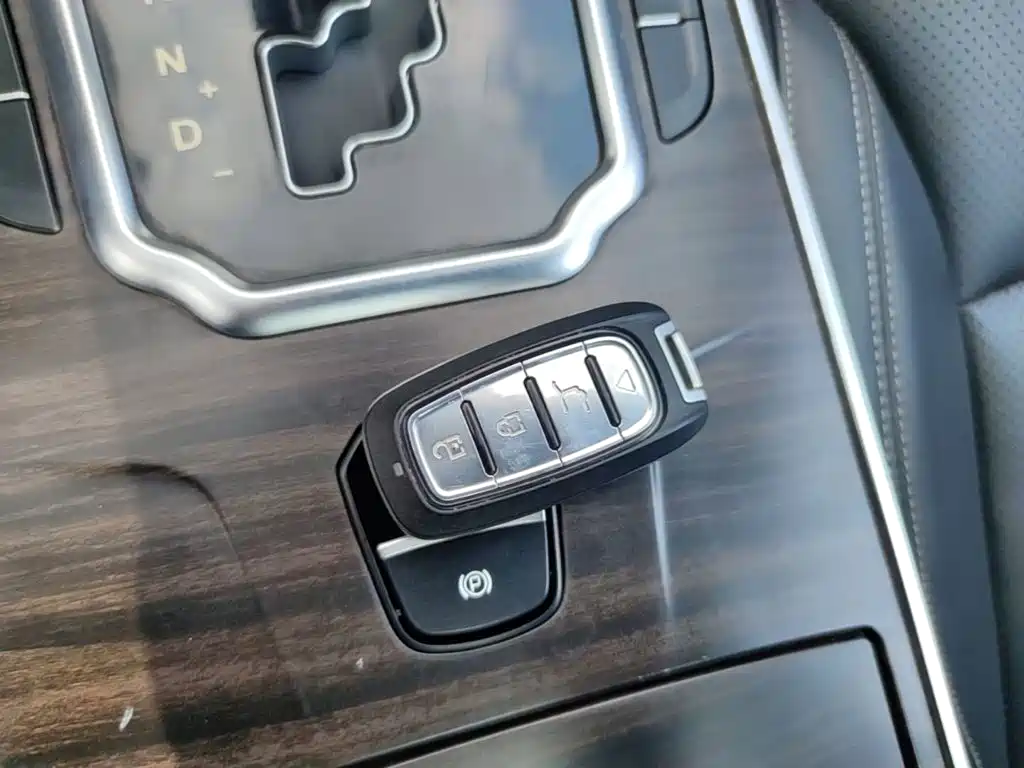 Landwind Landwind X7 — миниатюра 9