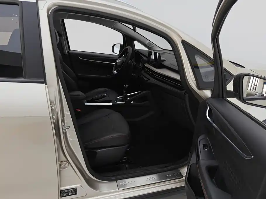 Geely Vision X3 — миниатюра 8