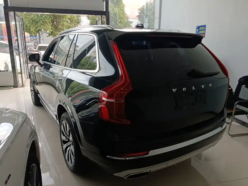 Volvo XC90 — миниатюра 5