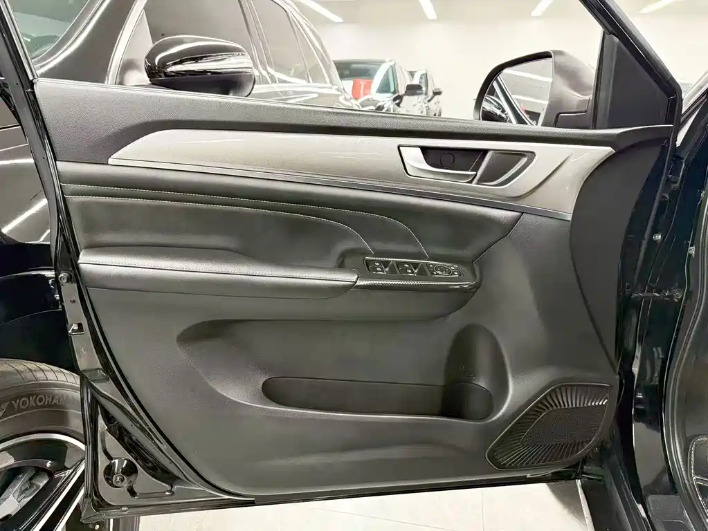 Haval M6 — миниатюра 11