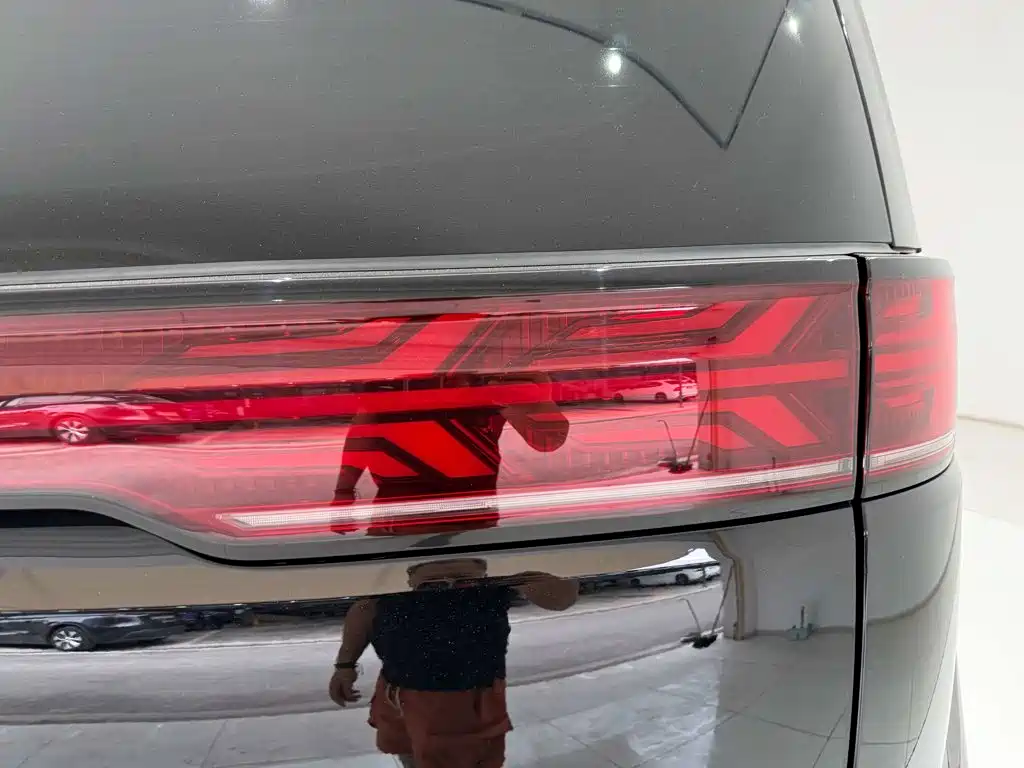 Denza Denza D9 — миниатюра 10