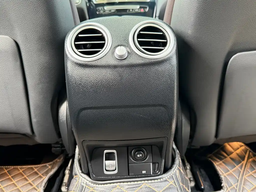 Mercedes-Benz GLC — миниатюра 17