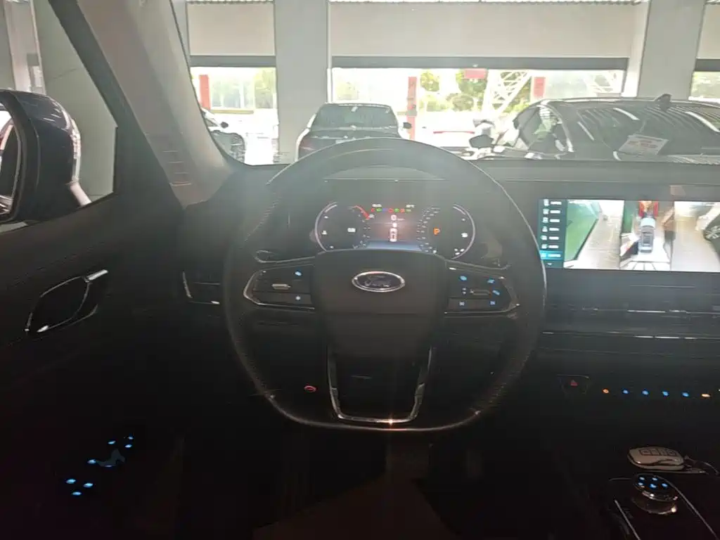 Ford Equator Sport — миниатюра 11
