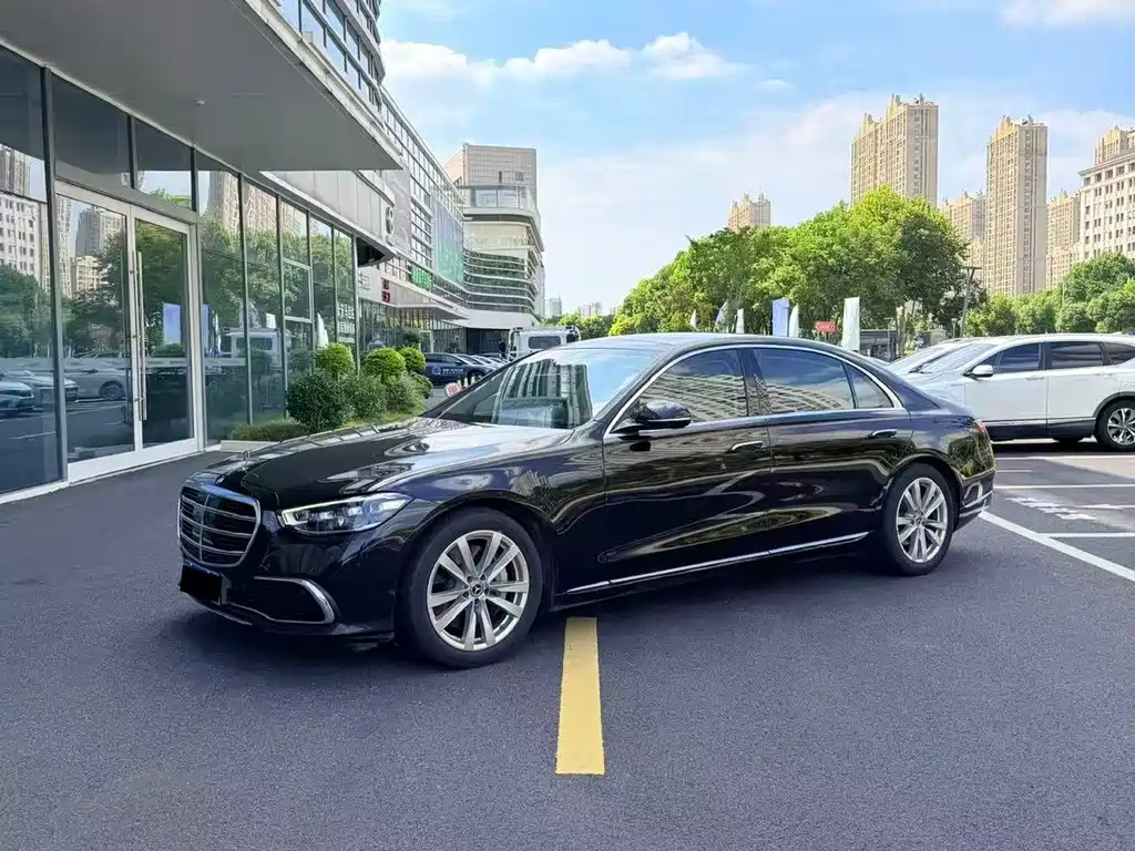 Mercedes-Benz S-Class — миниатюра 2